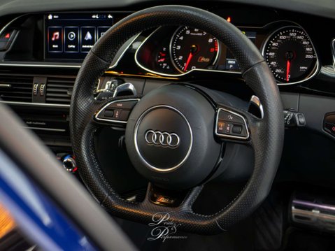 Audi RS4 4.2 RS 4 FSI Quattro Auto 4WD 5dr 27