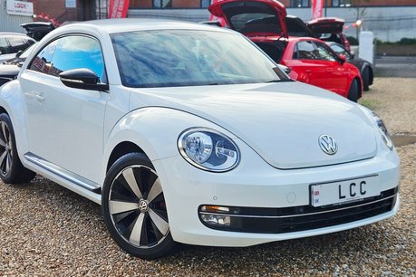 Volkswagen Beetle AUTOMATIC.. 5 SERVICES! CRUISE CONTROL..DAB RADIO..STUNNING CAR!