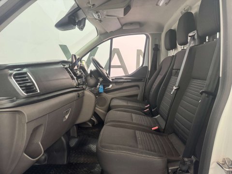 Ford Transit Custom 2.0 Transit Custom 300 Limited EcoBlue 5dr 17