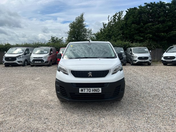 Peugeot Expert MWB L2H1 Professional 2700 Air Con Sensors Tow Bar EURO 6 NO VAT 3