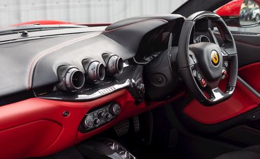 Ferrari F12 Berlinetta 15