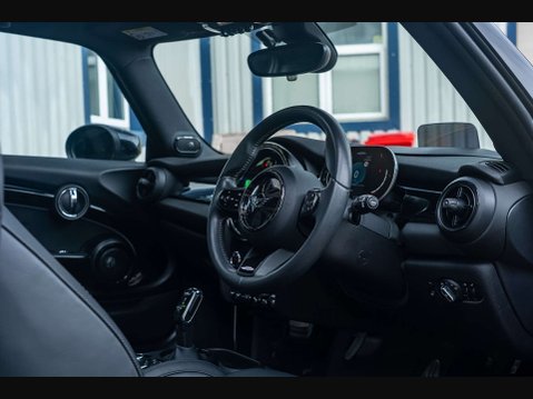 Mini Hatch 2.0 John Cooper Works Auto 3dr 11