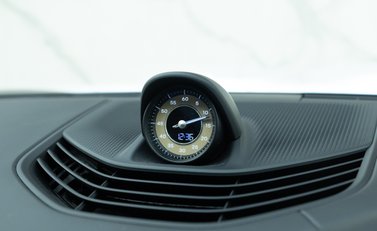 Porsche Taycan 4S Cross Turismo 21