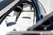 Rolls-Royce Ghost V12. STARLIGHT. H, C & M SEATS. REAR ENTERTAINMENT. HUD. A/CRUISE CONTROL 21