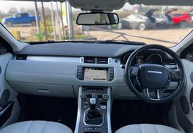 Land Rover Range Rover Evoque 2.2 SD4 PURE TECH PANORAMIC ROOF 33
