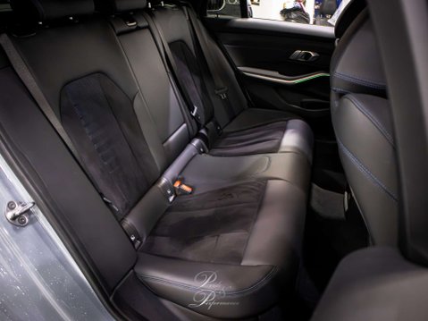 BMW 3 Series 2.0 330e M Sport Auto 5dr 37