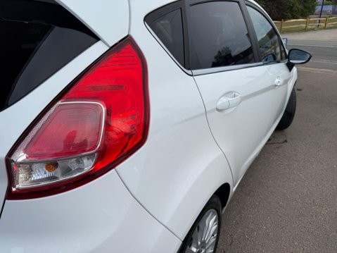 Ford Fiesta 1.5 TDCi Titanium Euro 5 5dr 17