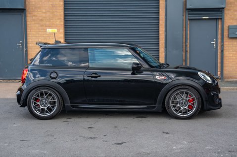 Mini Hatch 2.0 John Cooper Works Auto 3dr 13