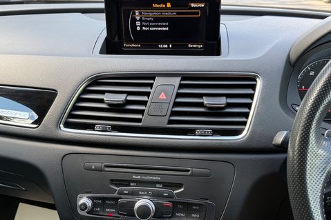Audi Q3 TDI QUATTRO BLACK EDITION 40