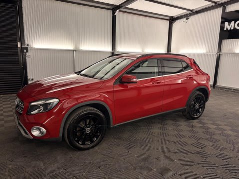 Mercedes-Benz GLA 1.6 GLA200 SE (Executive) Euro 6 (s/s) 5dr 47