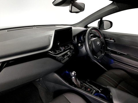 Toyota C-HR 1.8 VVT-h GR SPORT SUV 5dr Petrol Hybrid CVT Euro 6 (s/s) (122 ps) Air Con 15