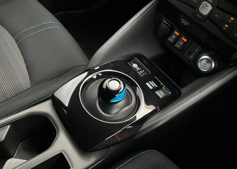 Nissan LEAF N-CONNECTA 21