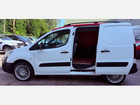 Citroen Berlingo 1.6 HDi 625 Enterprise Panel Van 5dr Diesel Manual L1 (131 g/km, 75 bhp) 23