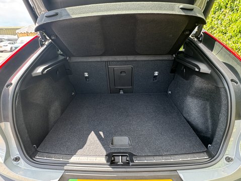 Volvo C40 Recharge 69kWh Core SUV 5dr Electric Auto RWD (238 ps) 11