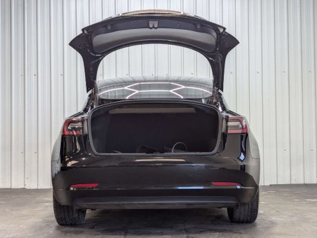 Tesla Model 3 Model 3 Long Range AWD 4WD 4dr 43