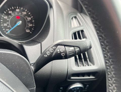 Ford Focus 1.0 Focus ST-Line 5dr 15