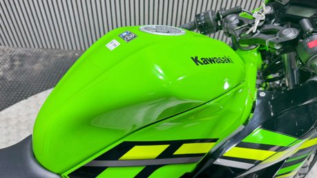 Kawasaki Ninja 2020 ONLY 13K LONG MOT WARRANTY SPORTS BIKE 125CC 10