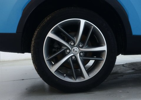 MG HS 1.5 MG HS Excite Semi-Auto 5dr 13