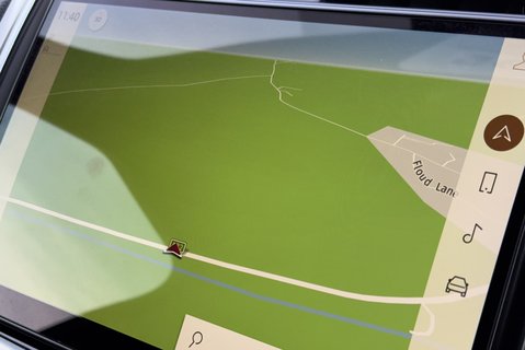 Land Rover Discovery D300 R-Dynamic HSE MHEV Panel Van 17