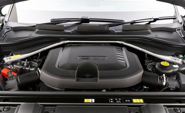 Land Rover Range Rover D350 HSE 28