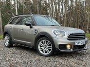 Mini Countryman 1.5 Countryman Cooper Exclusive Auto 5dr 1