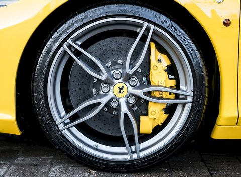 Ferrari 458 Speciale Aperta 12