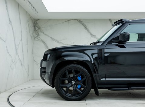 Land Rover Defender 90 V8 P525 Urban 33