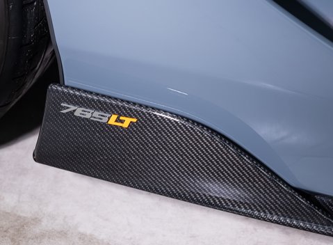 McLaren 765LT Spider 43