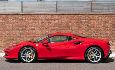 Ferrari F8 Tributo 2