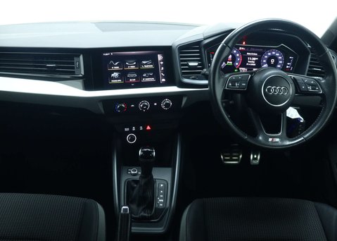 Audi A1 1.5 TFSI 35 S line Sportback 5dr Petrol S Tronic Euro 6 (s/s) (150 ps) 18