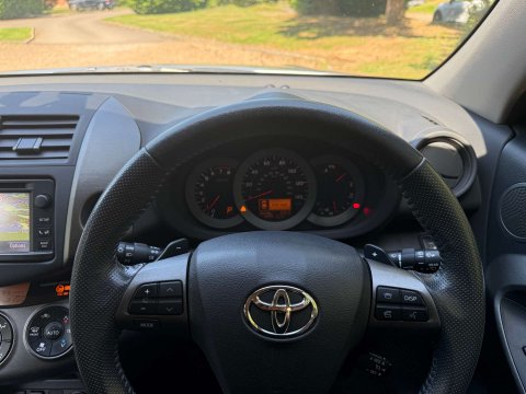 Toyota Rav4 2.0 RAV4 XT-R Valvematic CVT 4WD 5dr 10