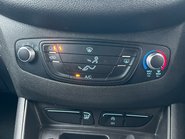 Ford Transit Courier LIMITED 28