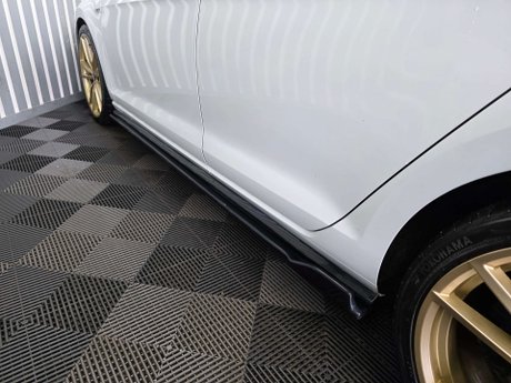 Volkswagen Golf 2.0 TSI R Hatchback 5dr Petrol DSG 4Motion Euro 6 (s/s) (310 ps) 30