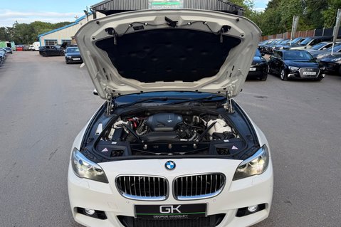 BMW 5 Series 520D M SPORT TOURING 57