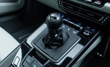 Porsche 911 Carrera GTS (992) 20