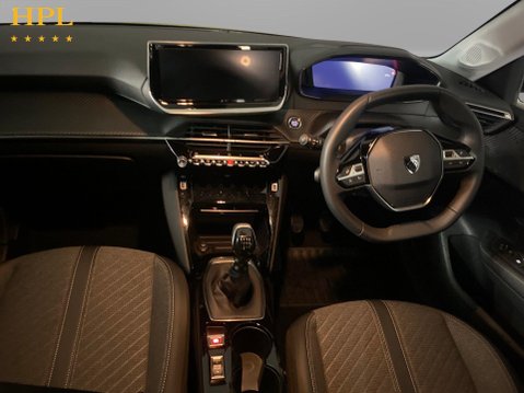 Peugeot 208 1.2 PureTech Allure Hatchback 5dr Petrol Manual Euro 6 (s/s) (100 ps) Air C 18