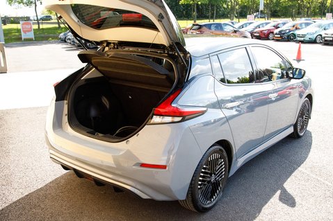 Nissan LEAF TEKNA 41