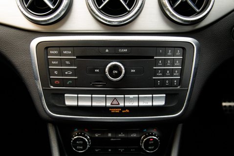 Mercedes-Benz CLA Class CLA 220 D AMG LINE 35