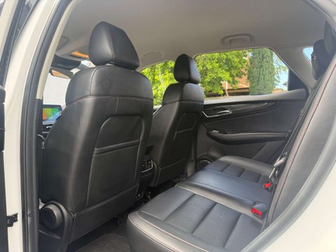 MG HS 1.5 T-GDI Excite SUV 5dr Petrol Manual Euro 6 (s/s) (162 ps) 50