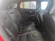 Volvo V40 D2 R-DESIGN PRO 16