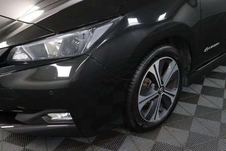 Nissan LEAF LAUNCH EDITION 31