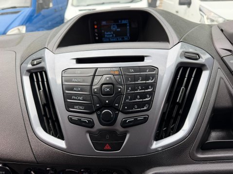 Ford Transit Custom 2.2 TDCi 290 Limited Panel Van 5dr Diesel Manual L2 H1 (186 g/km, 123 bhp) 41
