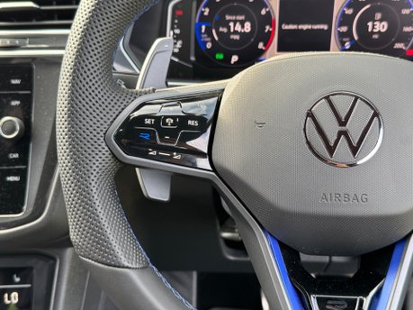Volkswagen Tiguan R TSI 4MOTION DSG 39