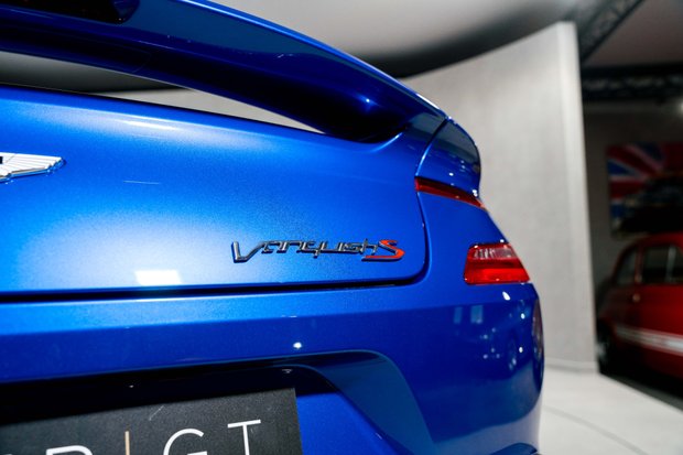 Aston Martin Vanquish V12 S VOLANTE. NOW SOLD. SIMILAR REQUIRED. PLEASE CALL 01903 254800 5