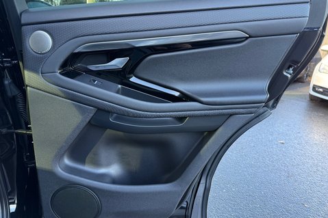 Land Rover Range Rover Evoque S MHEV - MERIDIAN SOUND SYSTEM - CAMERA - APPLE CAR PLAY -FULL HISTORY 32