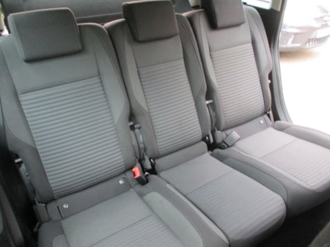 Ford C-Max 1.5 TDCi Titanium Euro 6 (s/s) 5dr 27