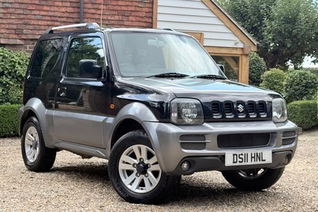 Suzuki Jimny SZ4 1