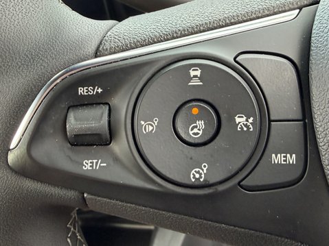 Vauxhall Mokka 100kWh Ultimate 50 kWh 5dr Auto 30