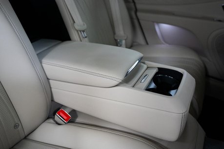 Bentley Flying Spur 6.0 W12 Saloon 4dr Petrol Auto 4WD Euro 6 (635 ps) 22
