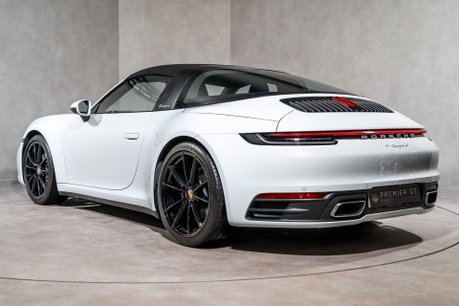 Porsche 911 TARGA 4 PDK. WARRANTY. ADAPTIVE CRUISE CONTROL. HEATED SEATS. HEATED WHEEL. 11